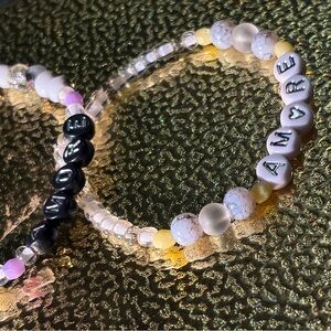 Beaded bracelet “Amore”